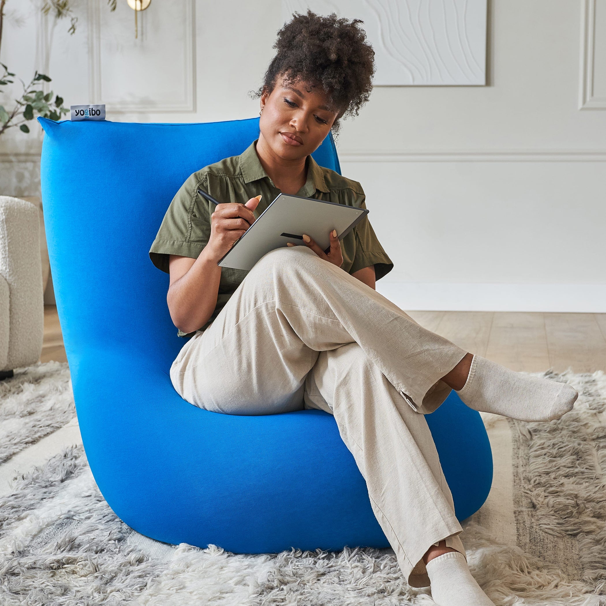 Yogibo Short: Medium Bean Bag Chair & Recliner - Yogibo