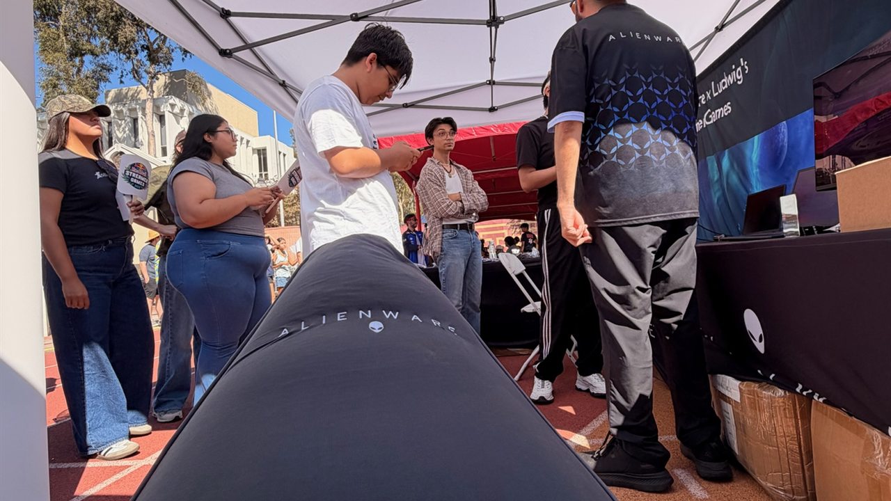 An Alienware Yogibo bean bag at the Red Bull Streamer Games activation, with the crowd behind